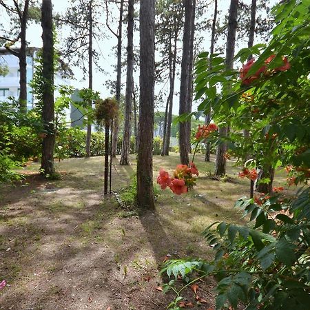 Villa Stefania Lignano Sabbiadoro Luaran gambar